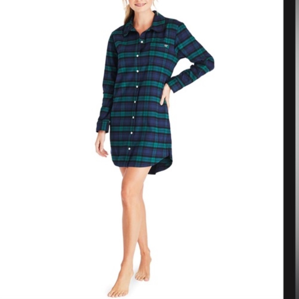 Vineyard Vines loungewear shirt dress!